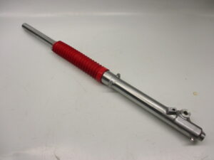 Voorvork links met rode rubber 31mm Honda MTX50R, MTX80R NOS