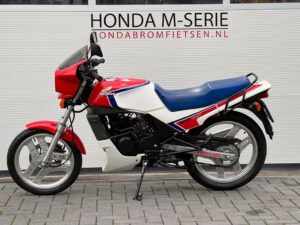 Schitterende volledig originele Honda MBX125F JC10