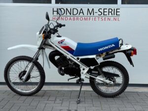Gerestaureerde Honda MT5 (model ‘86/‘87)