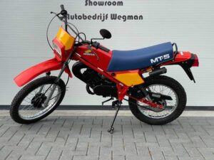 Honda MT5 AD01 (1984)